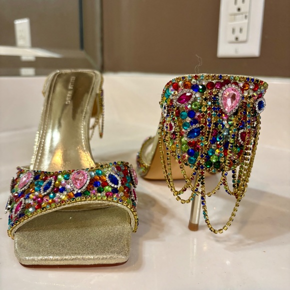 Night-out heels - Picture 2 of 4